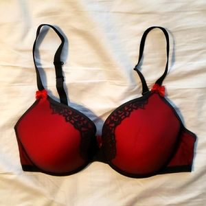 Valentine's Day Red & Black Mesh Adjustable Bra Size 34B Modern Movement (Belk)